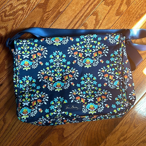 Vera Bradley Messenger Bag